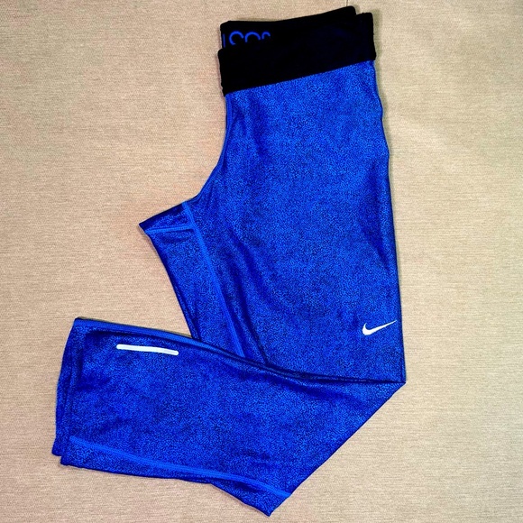 Nike Pants - Nike DRI-FIT Capris SIZE Small